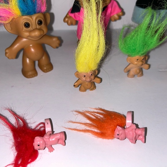 11 Troll Dolls Lot Russ & Forest Collectible Toys 9 Dolls & 2 Rings - Picture 7 of 10